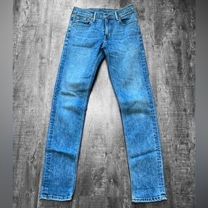 Levis Red Tab Jean